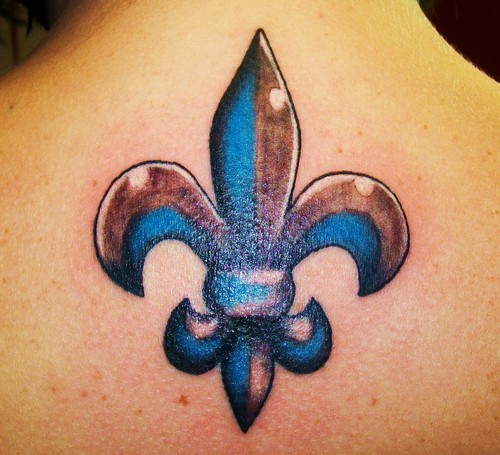 Blue And Grey Ink Fleur De Lis Tattoo On Upper Back