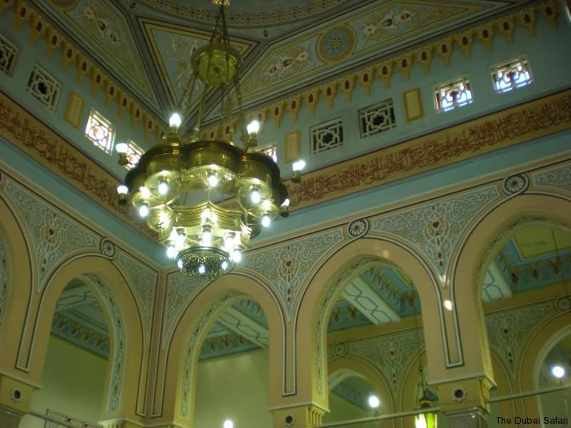 Chandelier Inside The Jumeirah Mosque