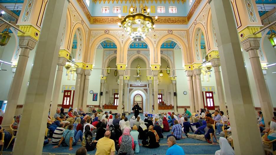 Devotees Inside The Jumeirah Mosque