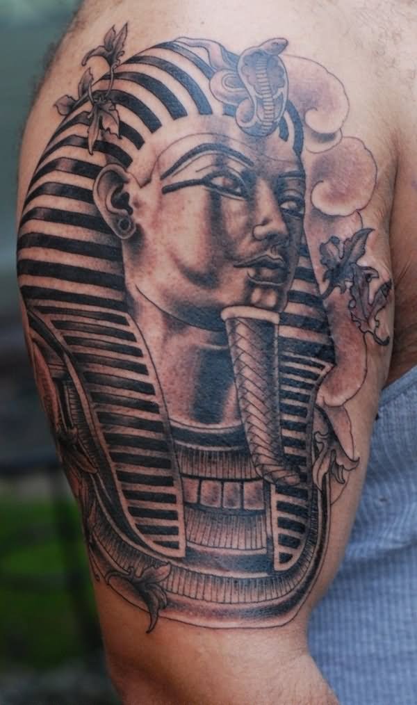 Egyptian Tattoo On Man Right Half Sleeve