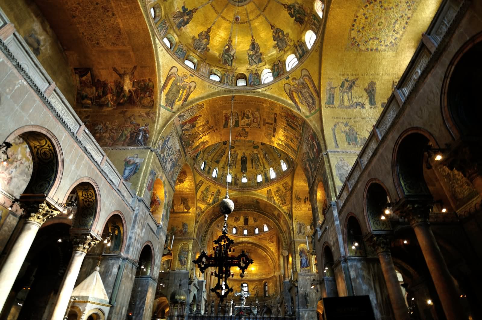 Inside Image Of St Mark's Basilica