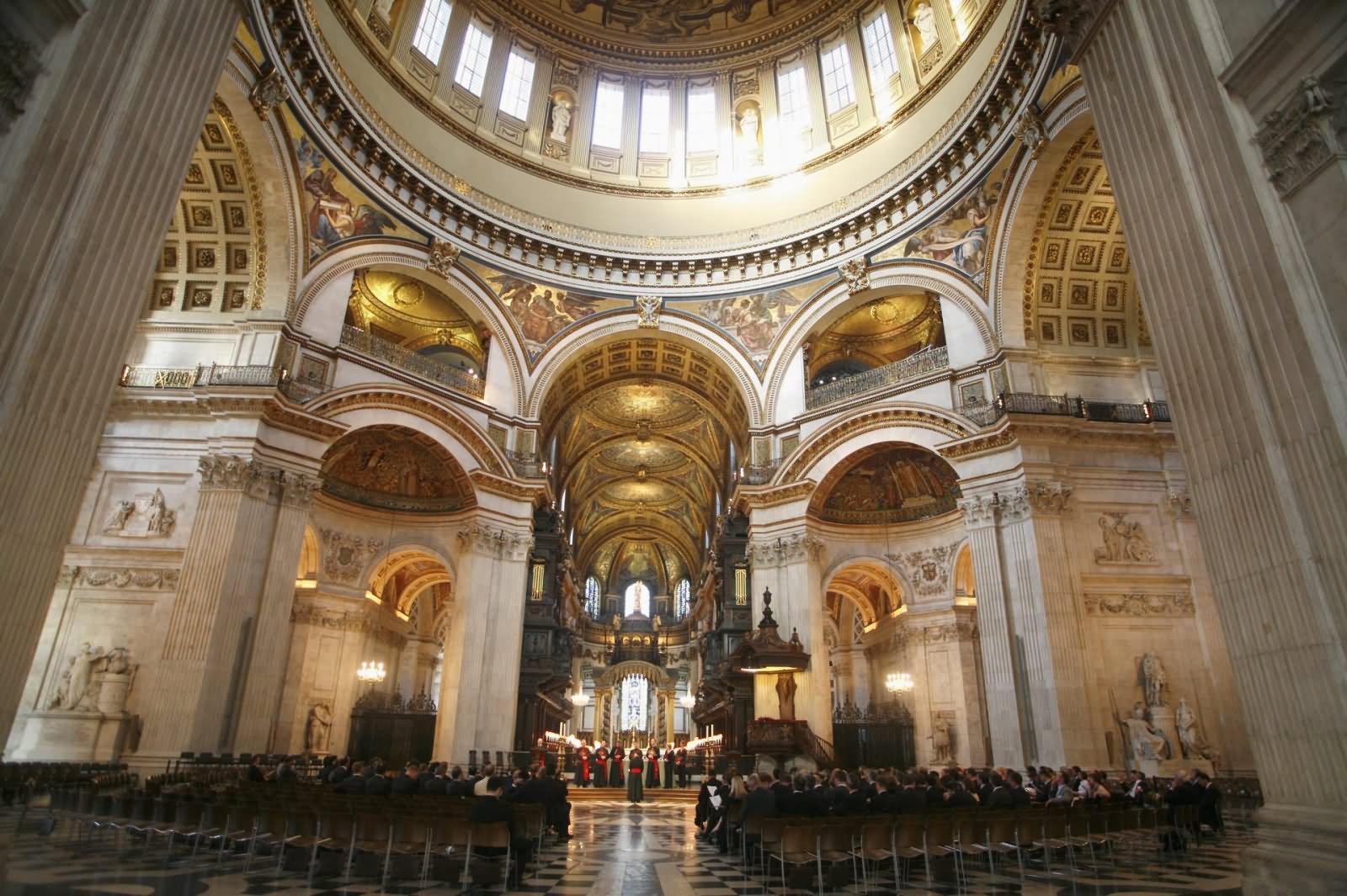 Inside View Of The St Paul's Cathedral