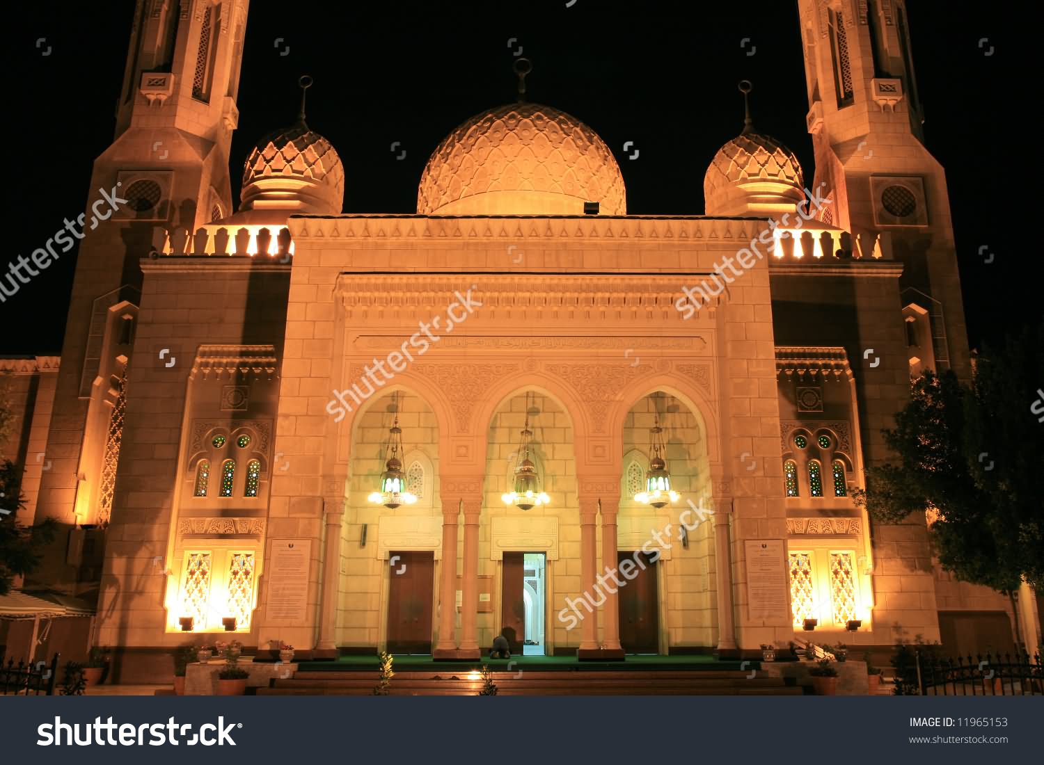 Jumeirah Mosque Facade Night View