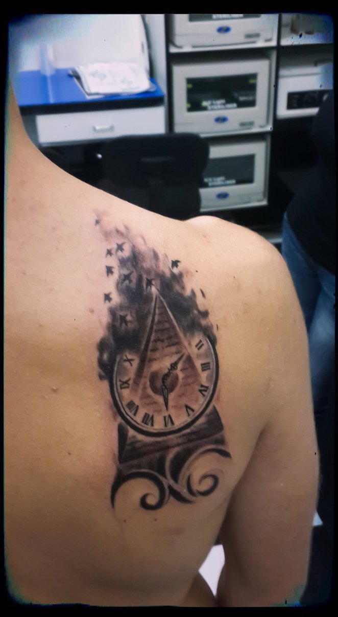 Pyramid Clock Tattoo On Man Right Back Shoulder By Giovanni Ng