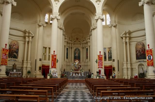 Santa Maria della Salute Church Inside Picture
