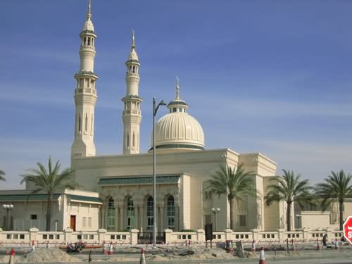 Side View Of Jumeirah Mosque