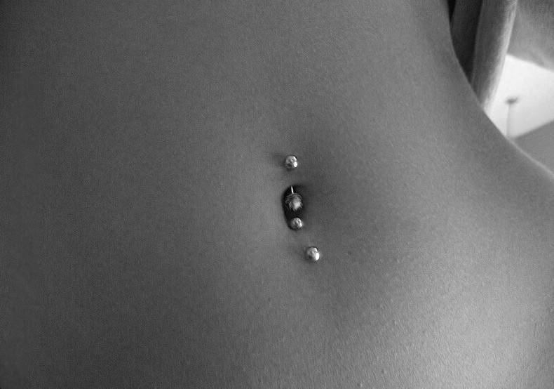 Silver Barbells Double Belly Piercing