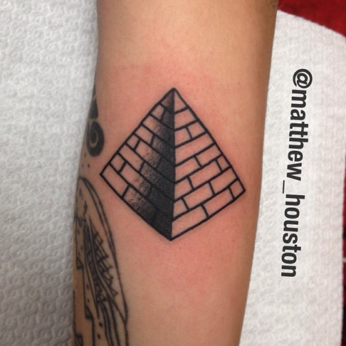 Simple Black Ink Pyramid Tattoo Design For Sleeve