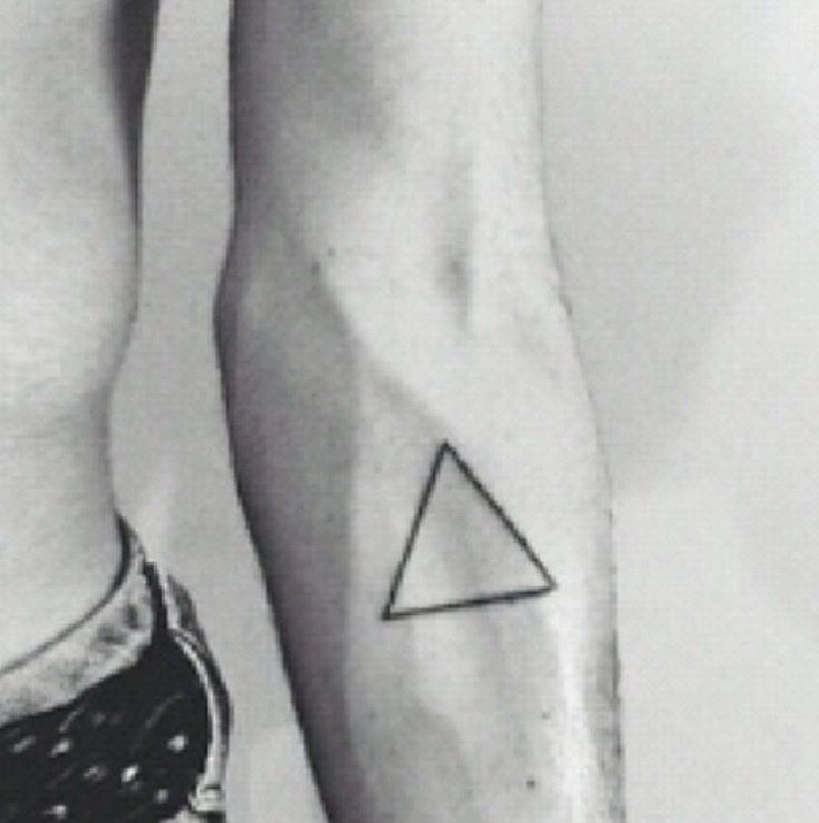 Simple Black Outline Pyramid Tattoo On Forearm