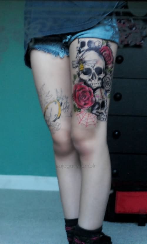 Skulls With Roses Tattoo On Girl Left Leg
