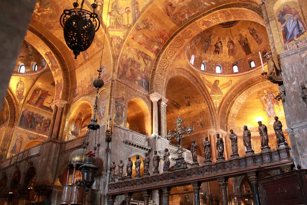 St Mark's Basilica Balcony Inside Picture