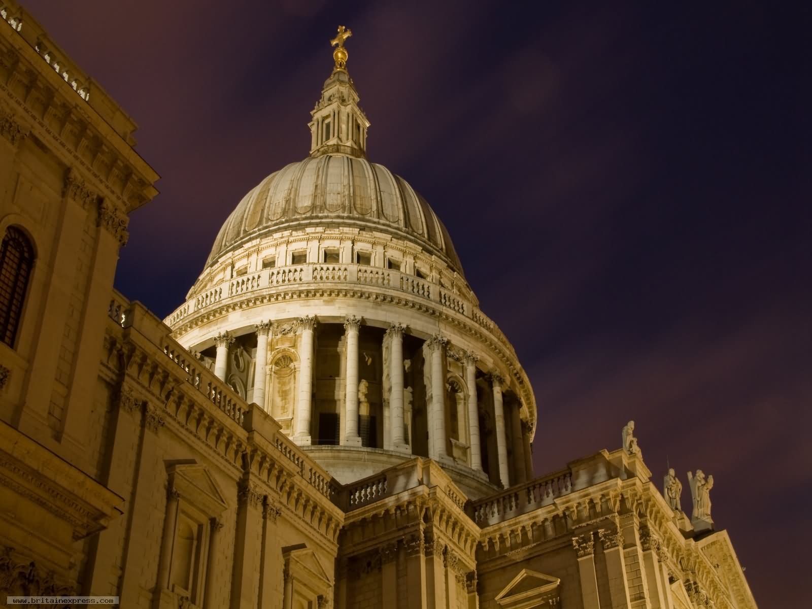 St Paul's Cathedral Dome Night View