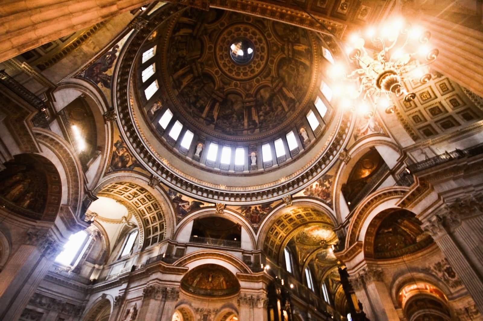 St Paul's Cathedral Inside