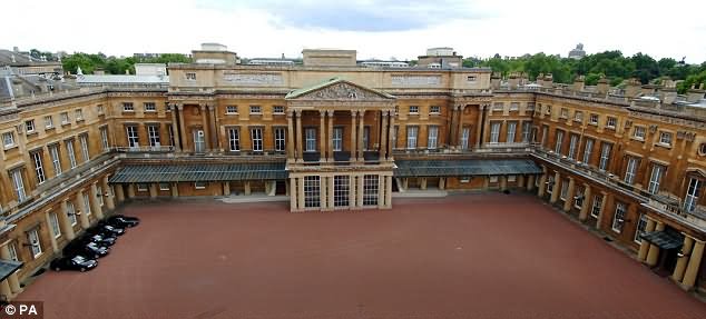 The Roof Of The Buckingham Palace