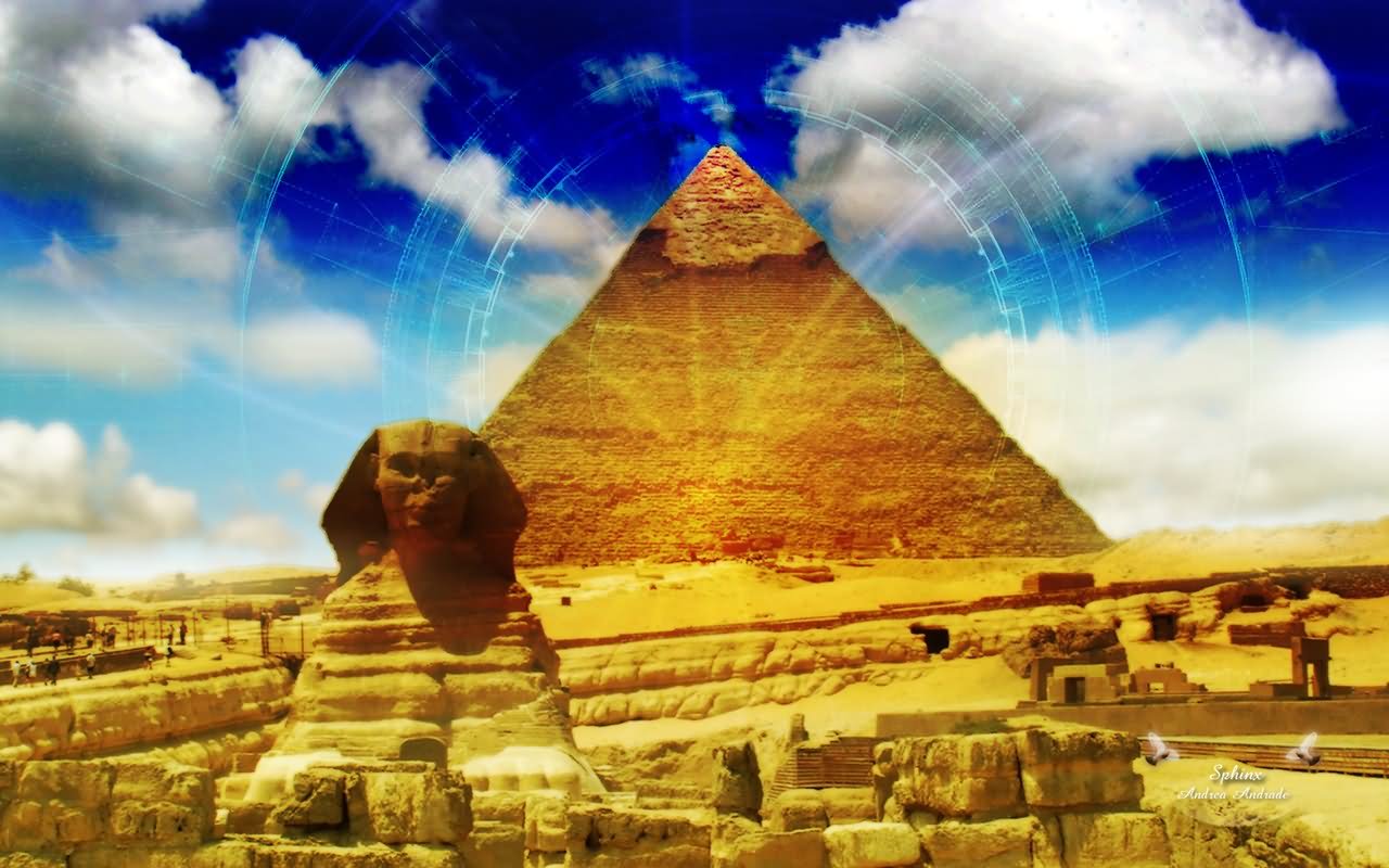 Adorable View Of Great Sphinx of Giza And Pyramid