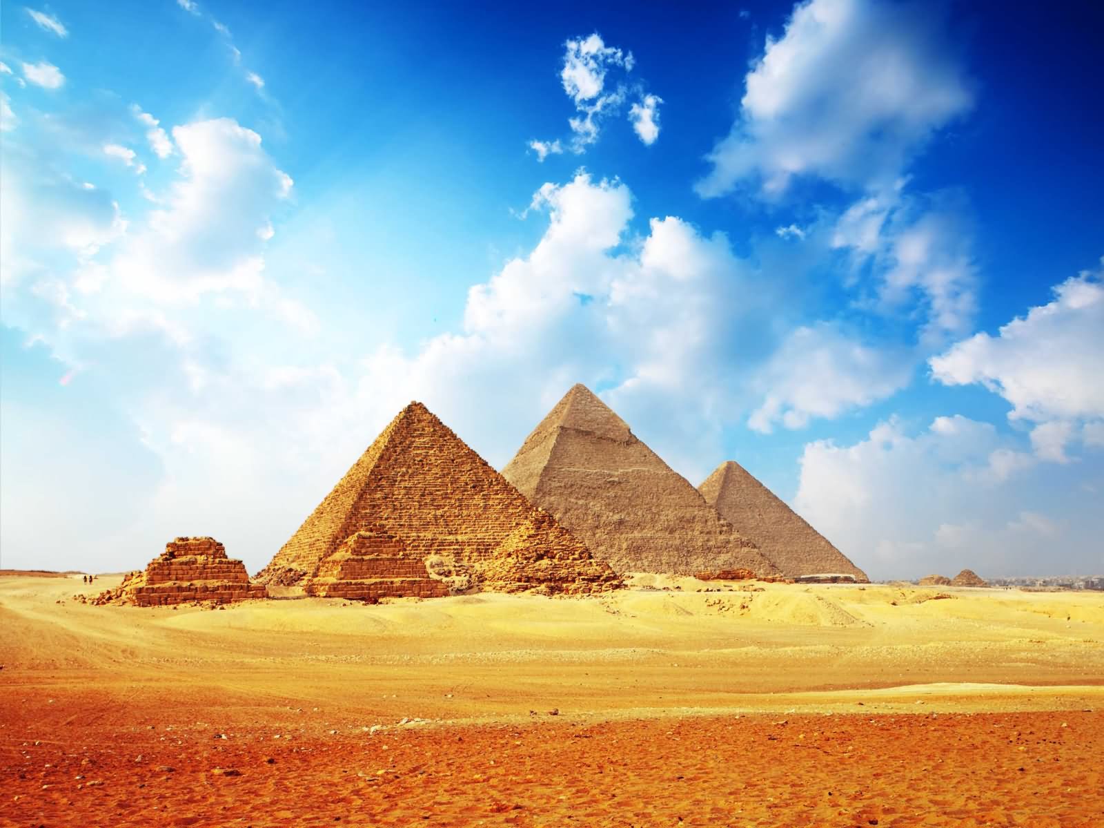 Adorable View Of The Egyptian Pyramids