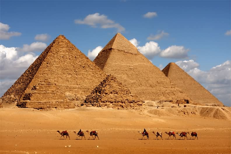 Beautiful Egyptian Pyramids Picture