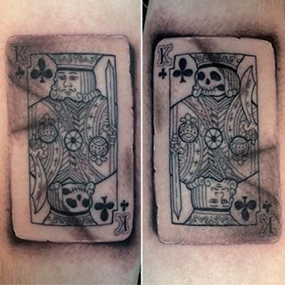Black And Grey 3D King Card Tattoo Design