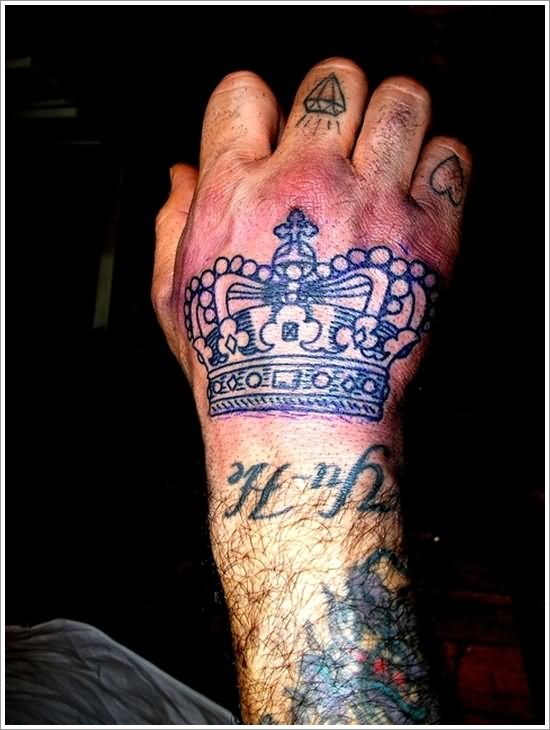 Black King Crown Tattoo On Right Hand