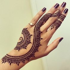 Classic Henna Tattoo On Girl Left Hand