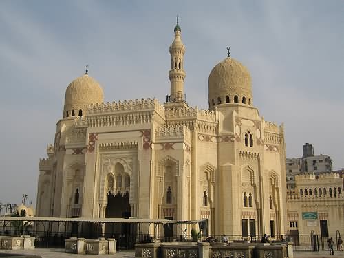 El-Mursi Abul Abbas Mosque Front Image