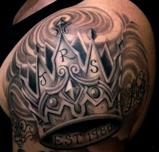 Grey Ink 3D King Crown Tattoo On Shoulder