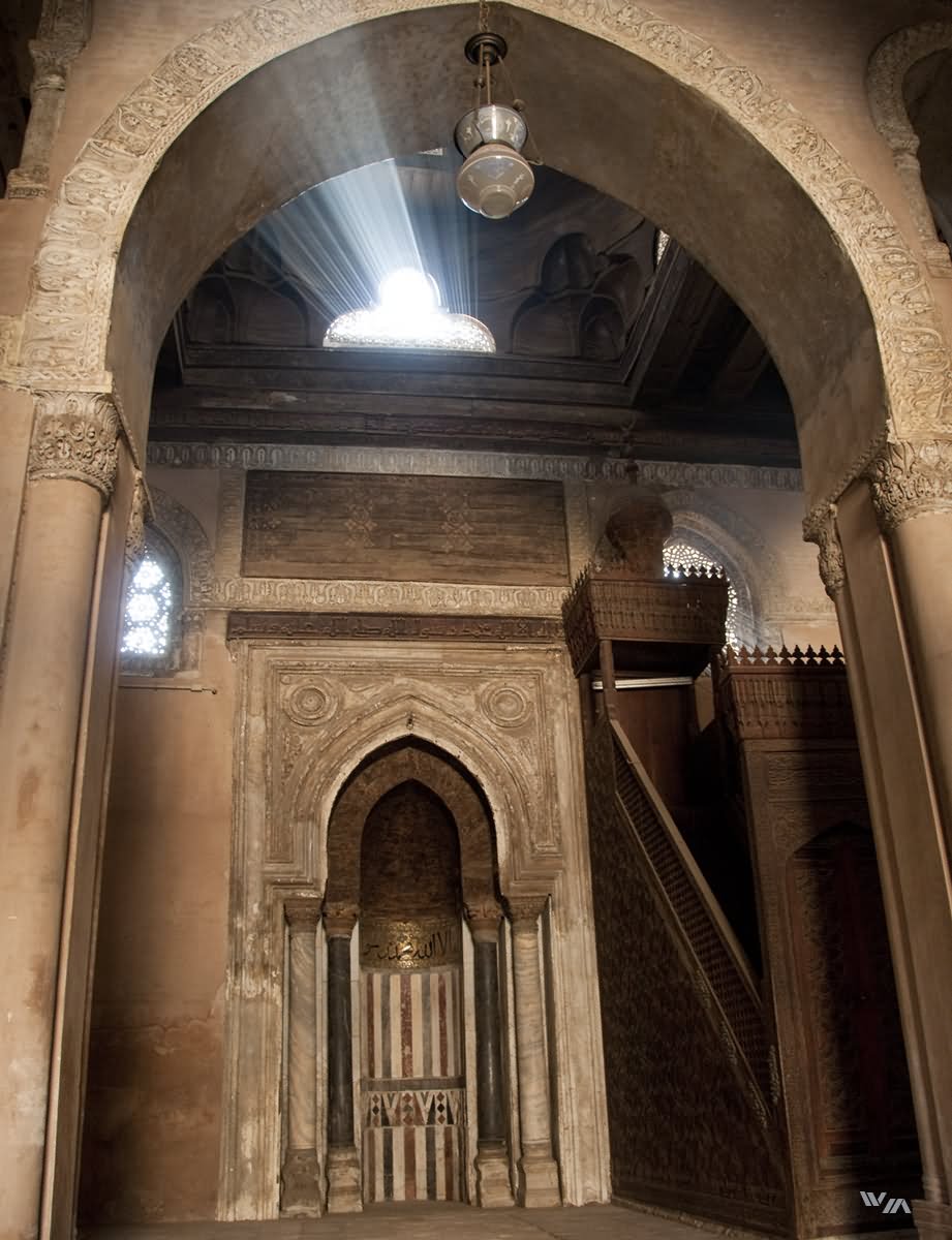 Ibn Tulun Mosque Lights Beams Inside Picture