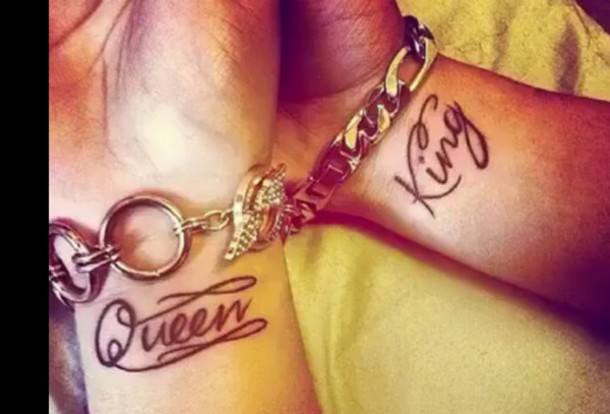King And Queen Lettering Tattoo On Couple Wrist