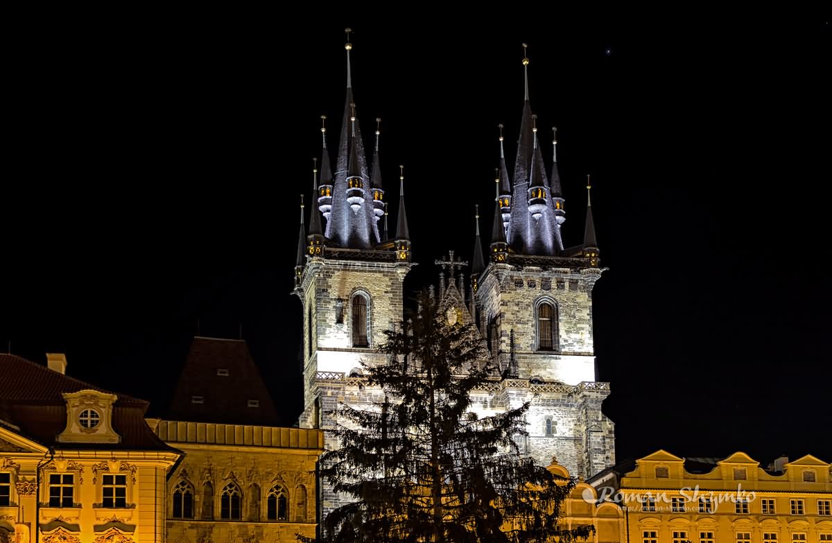 Night View Image Of Church of Our Lady Before Týn