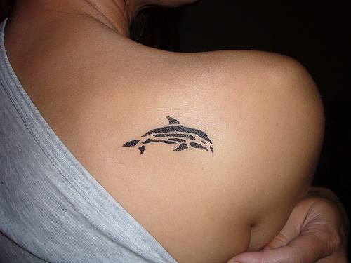 Right Back Shoulder Tribal Dolphin Tattoo