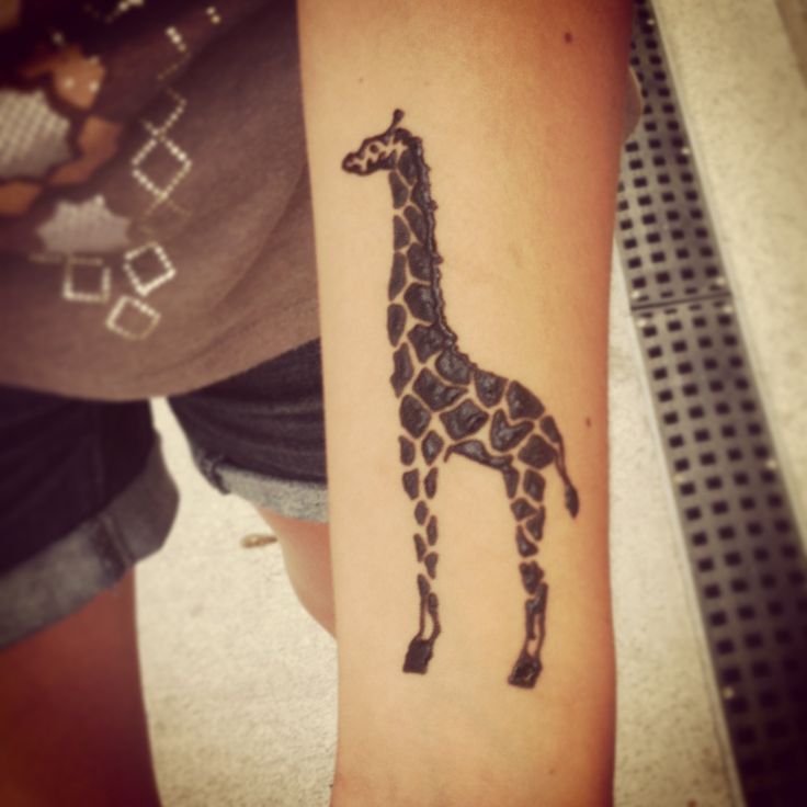 Simple Henna Giraffe Tattoo Design For Wrist