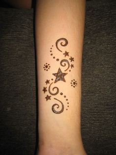 Simple Henna Stars Tattoo Design