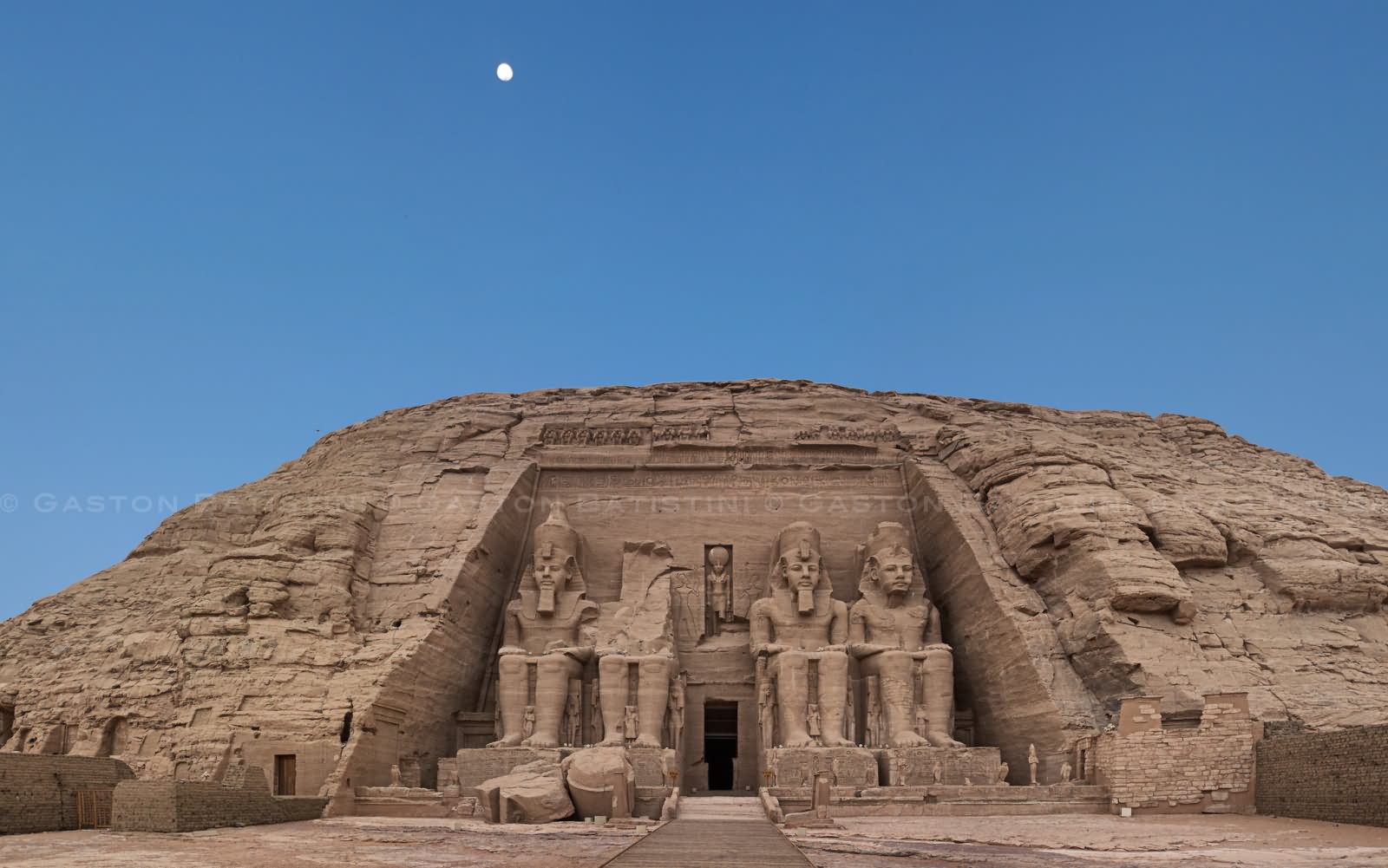 The Abu Simbel Temple Front Picture With Full Moon