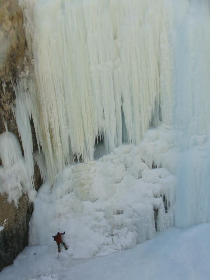 Adorable Frozen Waterfall On Zanskar Valley
