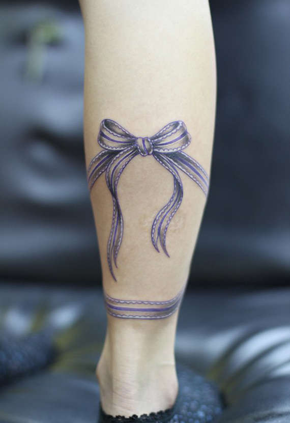 Beautiful Lace Garter Tattoo On Leg
