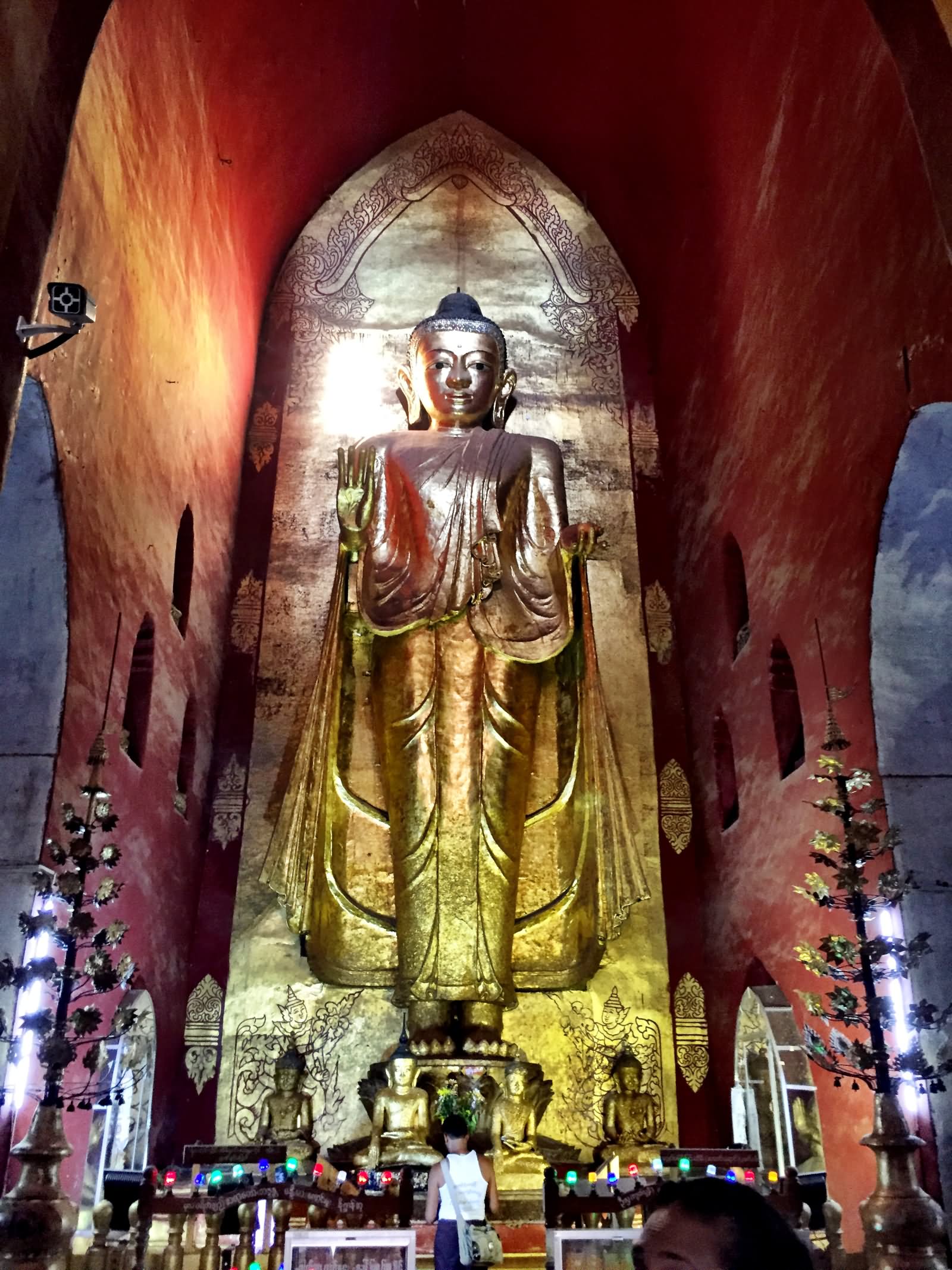 Big Statue Of Lord Buddha Inside The Ananda Temple