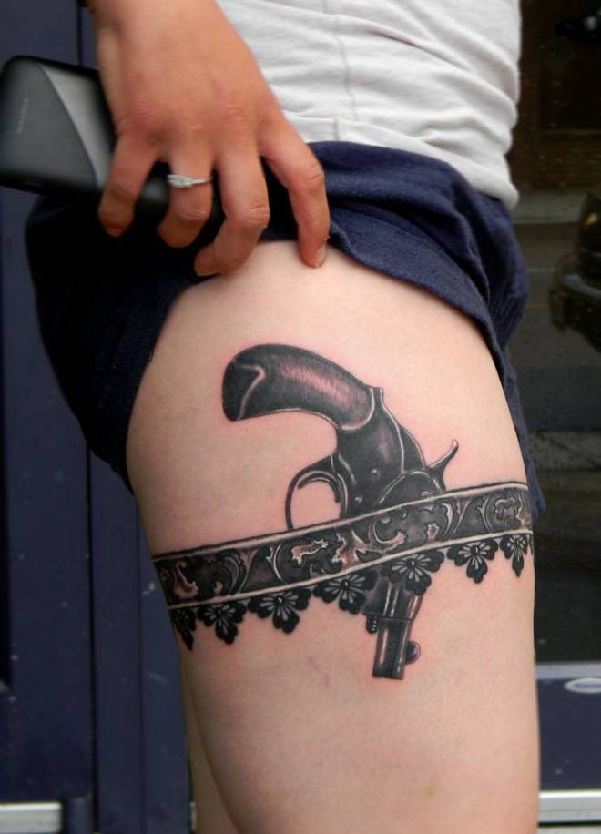 Black Pistol Garter Tattoo On Right Thigh
