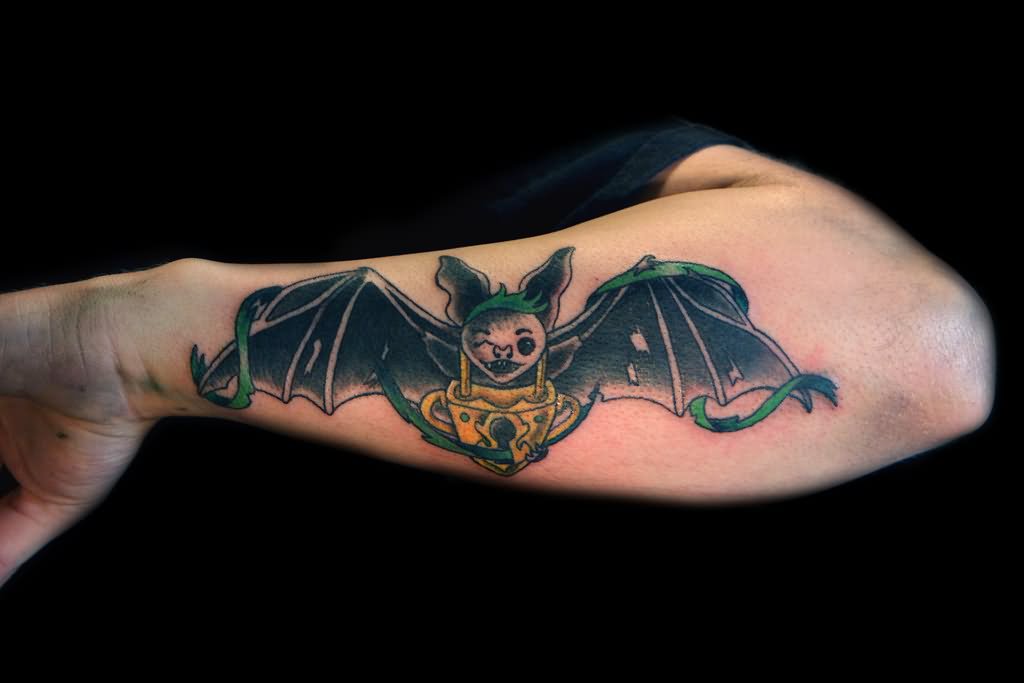 Cool Vampire Bat Tattoo On Arm