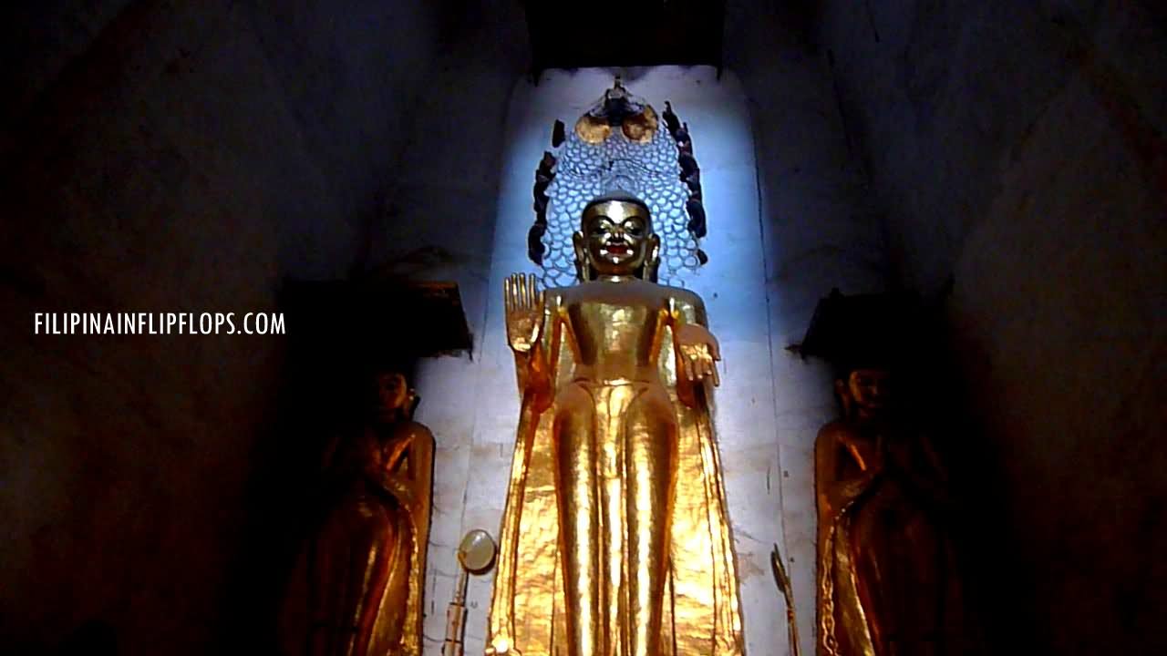 Golden Statue Of Lord Buddha Inside The Sulamani Temple