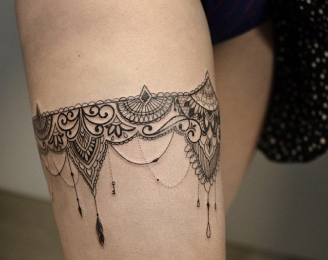 Grey Ink Awesome Garter Tattoo Idea
