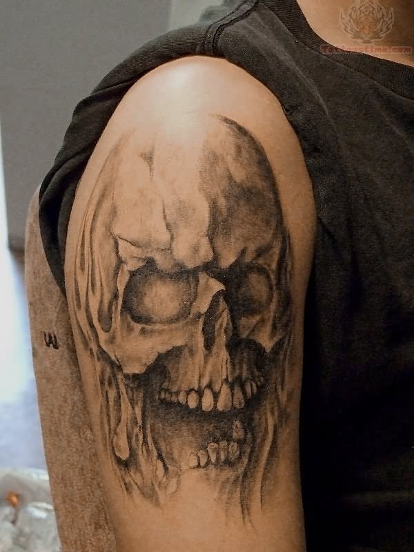 Grey Ink Vampire Skull Tattoo On Right Shoulder