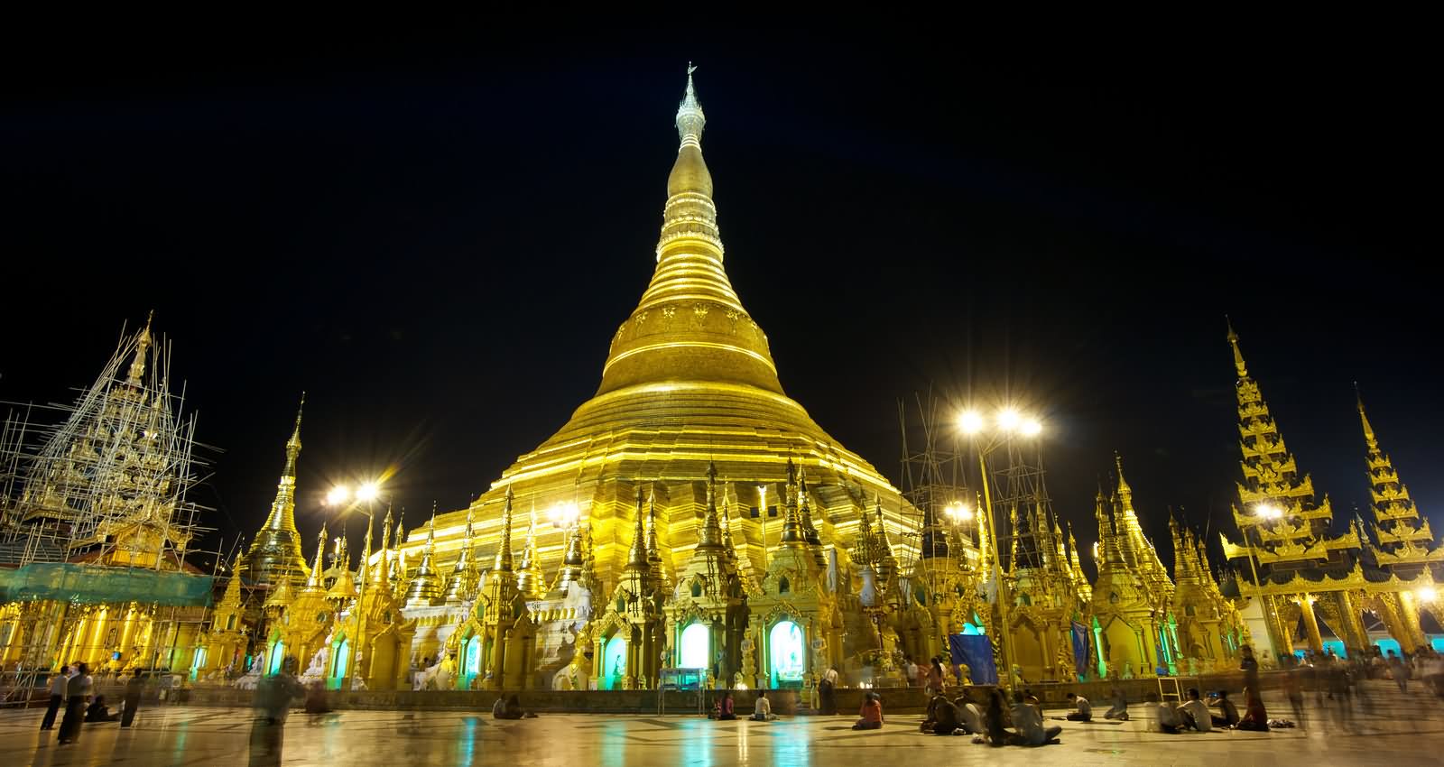 Incredible Night Picture Of The Shwedagon Pagoda