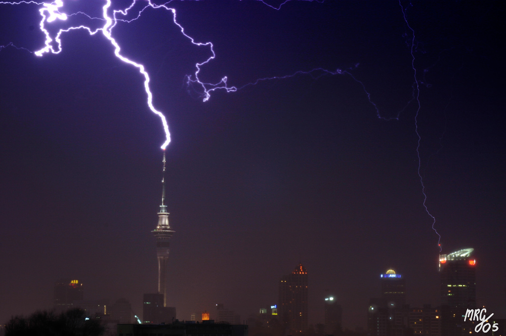 Lighting Bold Hitting Sky Tower In Auckland