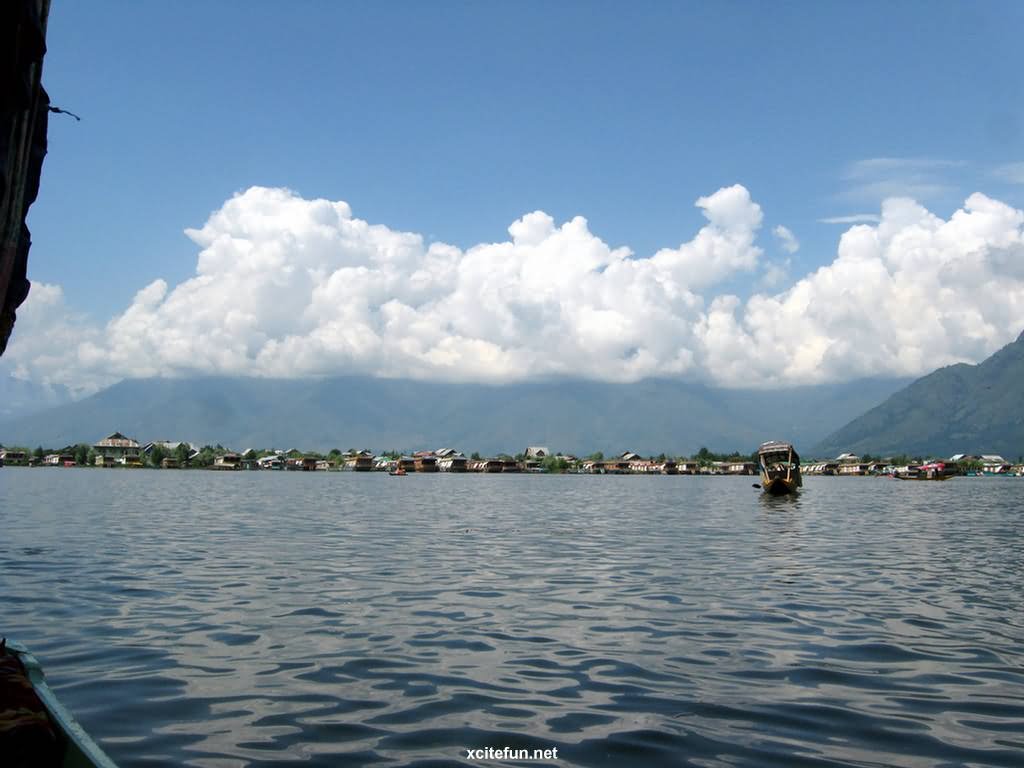 Most Beautiful Lake Of India The Dal Lake