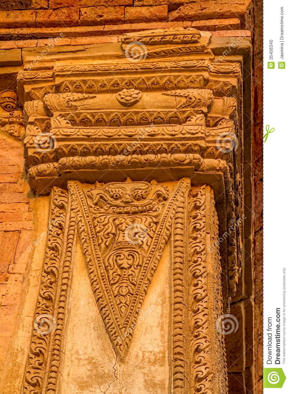 Reign King Kyanzittha Architecture Works On The Walls Of The Sulamani Temple