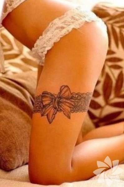 Ribbon Bow Lace Garter Tattoo