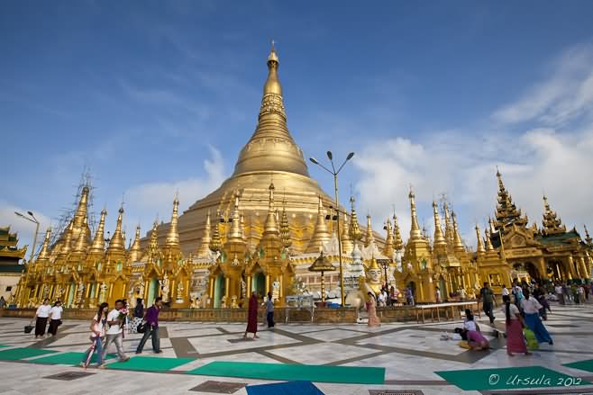 Shwedagon Pagoda Photo
