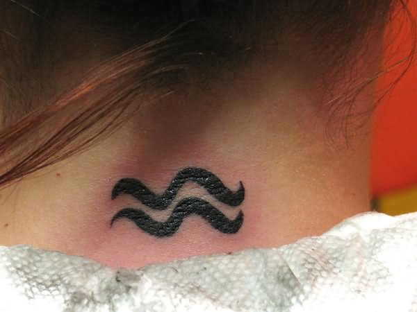 Simple Wave Tattoo On Nape