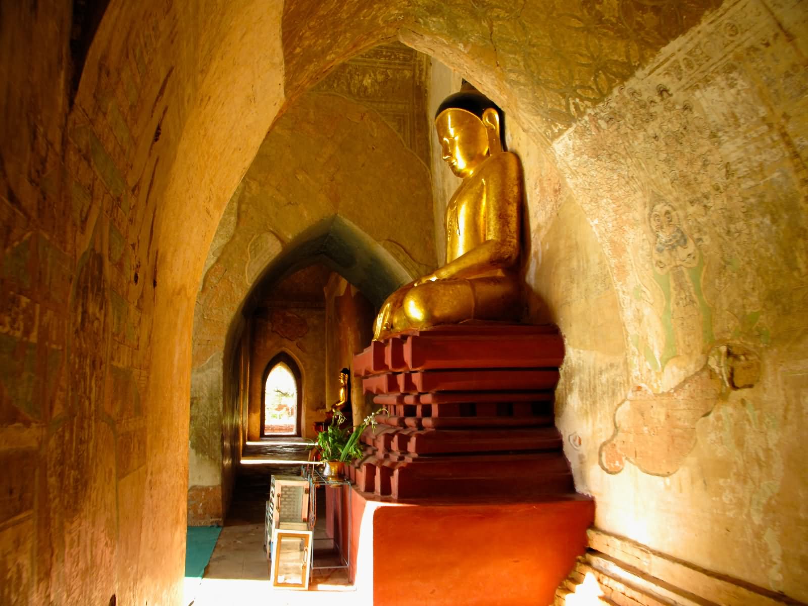 The Buddha Inside The Sulamani Temple, Bagan