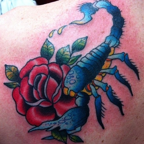 Traditional Scorpion With Rose Tattoo Design